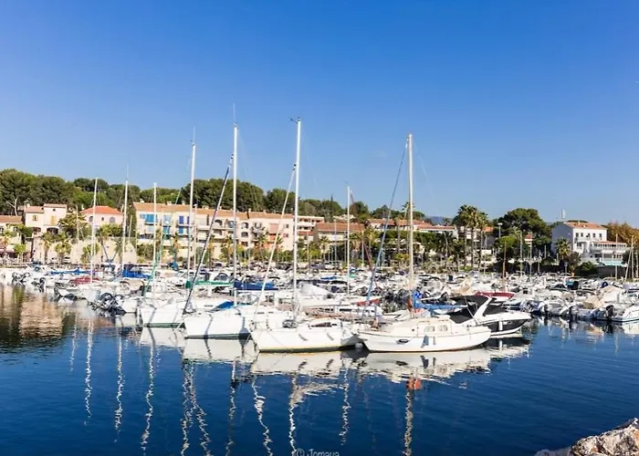 Apartment L Annexe 50m De La Bandol