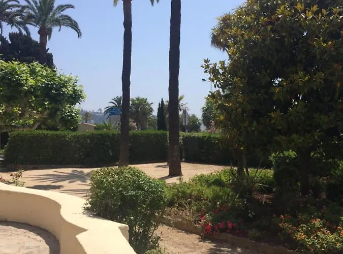 L Annexe 50m De La Apartment