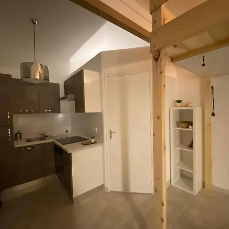 L Annexe 50m De La Apartment *