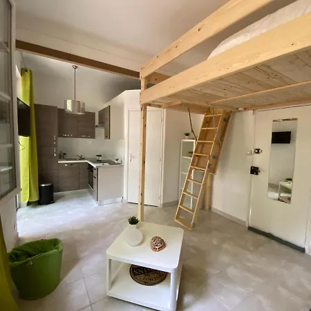 L Annexe 50m De La * Бандоль